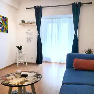https://one-bedroom-apartment-on-the-most-beautiful-street.hotels-in-ljubljana.com